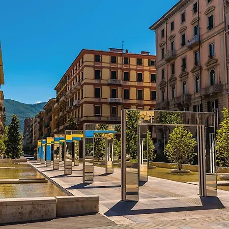 Aparthotel Noemi Chic And La Spezia