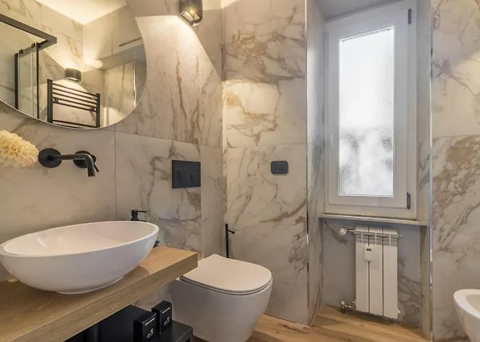 Noemi Chic And Aparthotel La Spezia