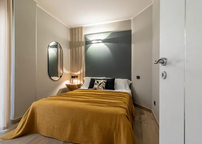 Aparthotel Noemi Chic And 4*