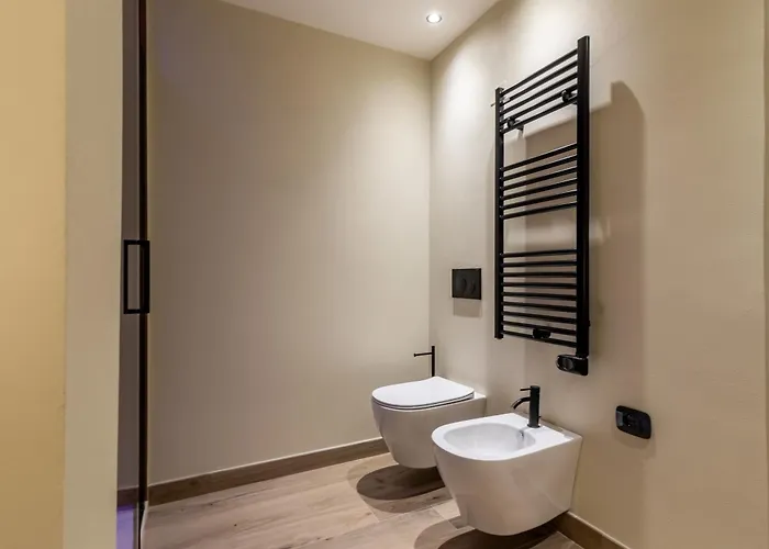 Noemi Chic And Aparthotel La Spezia