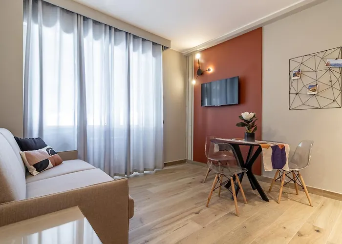 Aparthotel Noemi Chic And 4*