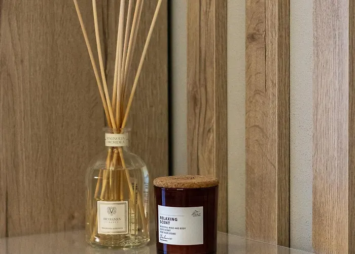 Aparthotel Noemi Chic And La Spezia